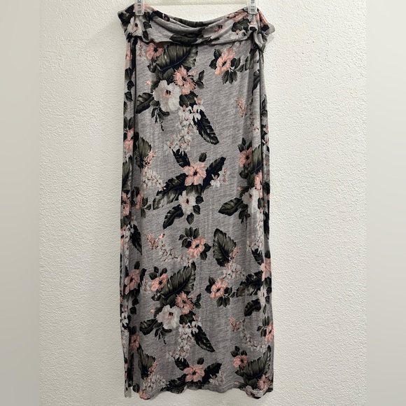 Ardene floral maxi skirt size XL - Picture 1 of 6